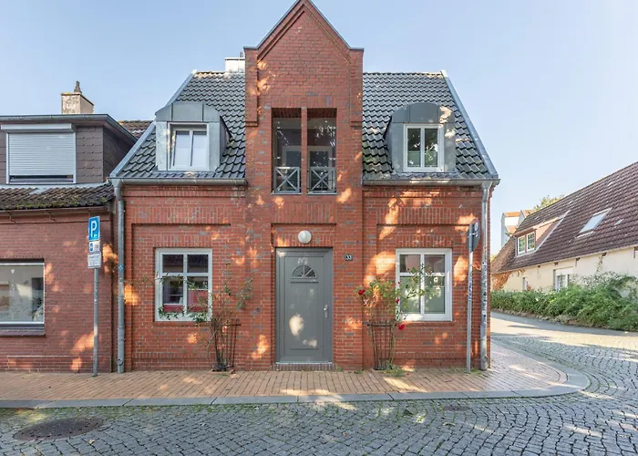 Luette Huus - 1 * Husum (Schleswig-Holstein)