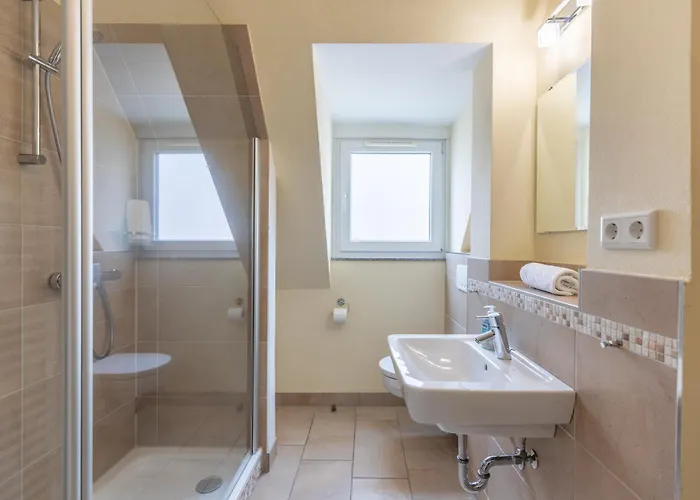 Luette Huus - 1 * Husum (Schleswig-Holstein)